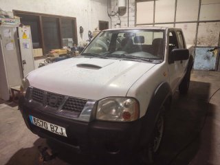 Nissan Navara 2001