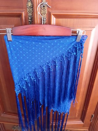 Manton plumetí y flor