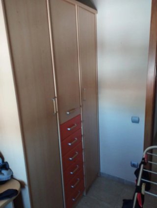 Mueble escritorio juvenil con balda naranja