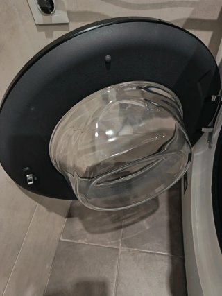 Lavadora Haier Blanca y Negra