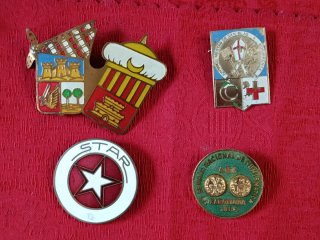 insignias festivas motor y militar