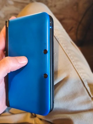Nintendo 3DS XL + Caricatore e Stilo