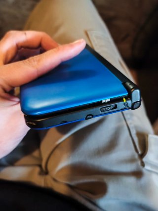 Nintendo 3DS XL + Caricatore e Stilo