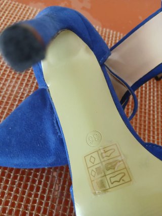 Zapatos de tacón azul talla 36