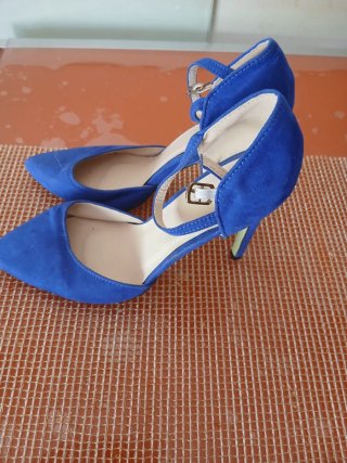Zapatos de tacón azul talla 36