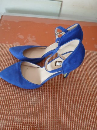 Zapatos de tacón azul talla 36