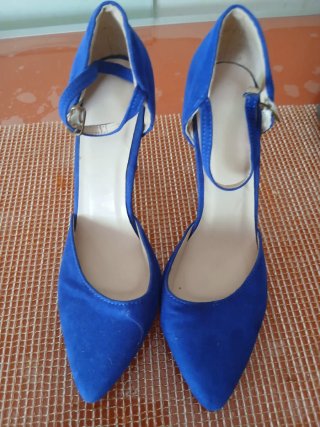 Zapatos de tacón azul talla 36