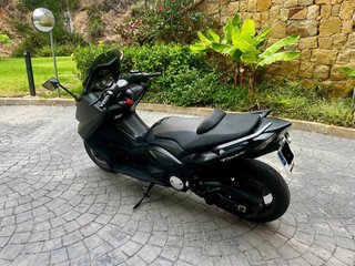 Yamaha TMax 530 - 2012
