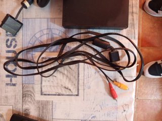 Consola PlayStation 2 Negra + Mando y Cables