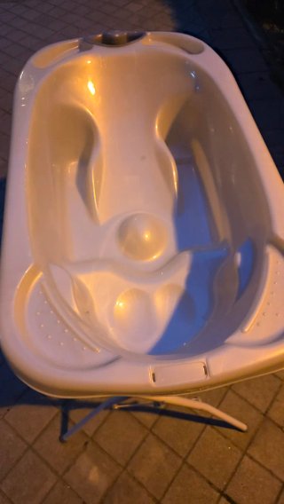 Bañera para bebé con soporte