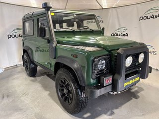 Land Rover Defender 90 TD4