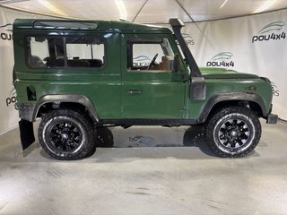Land Rover Defender 90 TD4