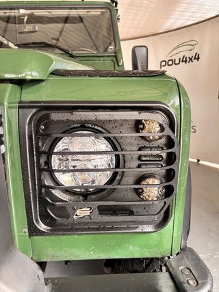 Land Rover Defender 90 TD4