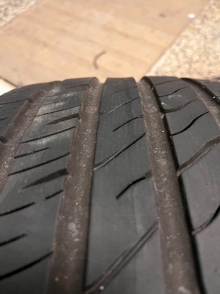 2 Neumáticos 235/40/18 95Y