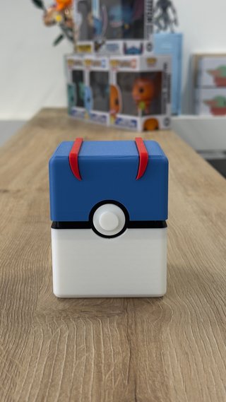 Portacarte Pokeball 3D