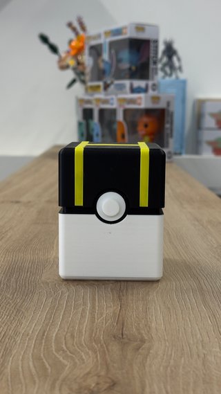 Portacarte Pokeball 3D