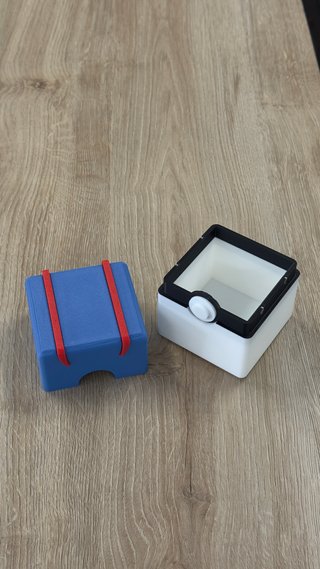 Portacarte Pokeball 3D