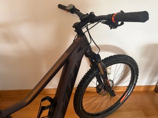 Bici Eléctrica KTM MACINA RACE 572 Talla M