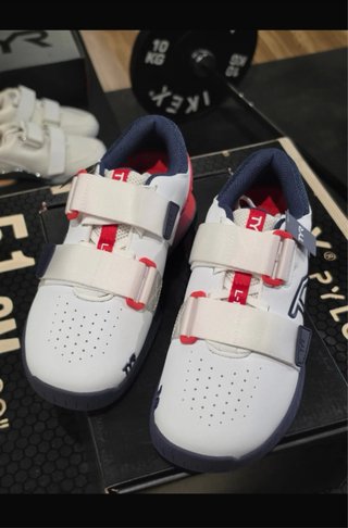Zapatillas Halterofilia TYR Blancas y Rojas