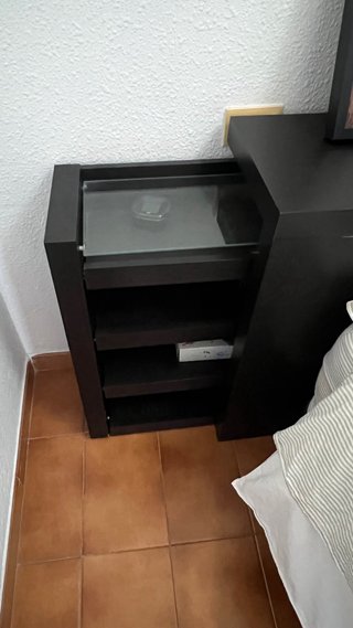 Cabecero compartimentos extraíbles Ikea