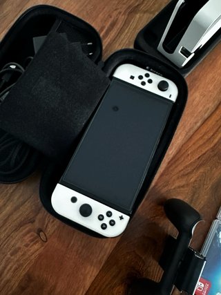 Nintendo Switch OLED + Juegos