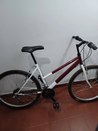 Bicicleta 26 antigua pero en condiciones acectable