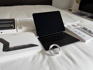 Opportunità: iPad Pro 13 M4 Nero Apple Store +Acc