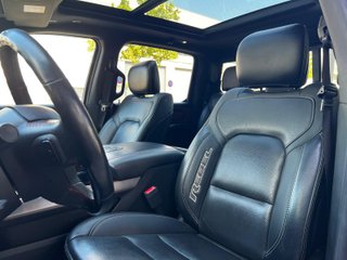 RAM 1500 Rebel Night 5.7L HEMI V8 401 cv