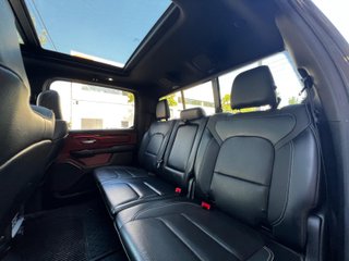 RAM 1500 Rebel Night 5.7L HEMI V8 401 cv