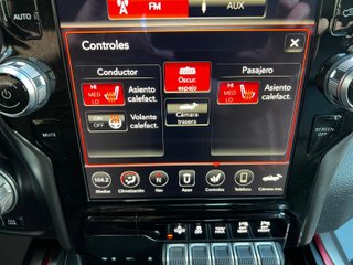 RAM 1500 Rebel Night 5.7L HEMI V8 401 cv