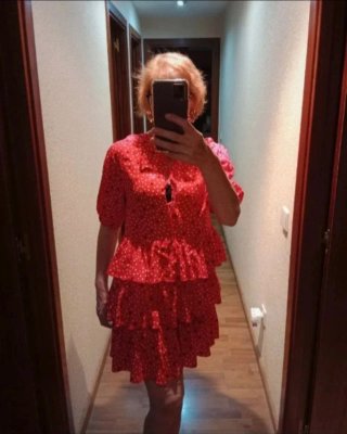 Vestido rojo lunares volantes