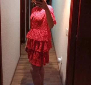 Vestido rojo lunares volantes