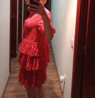 Vestido rojo lunares volantes