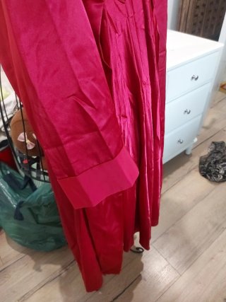 Camisón y bata rojo