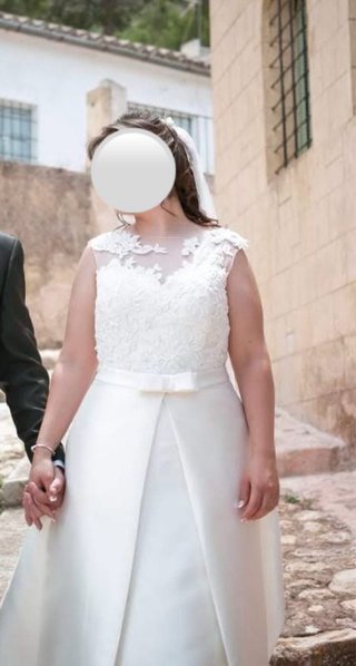 Abito da sposa St. Patrick Barcelona. Mod. Linda