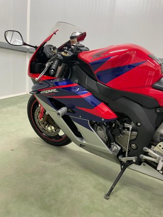 Honda CBR1000RR - Muy cuidada