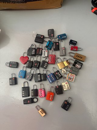 Lote de candados de combinación
