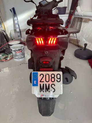 Peugeot Tweet 125cc Scooter Negra Automática