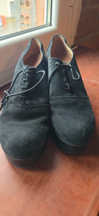 Zapatos de tacón negros talla 38