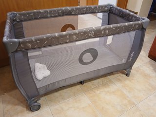 Cuna de viaje plegable gris