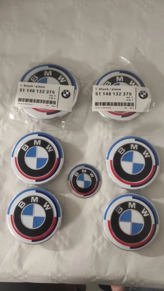 Kit 8 Logos BMW 50 Aniversario.-