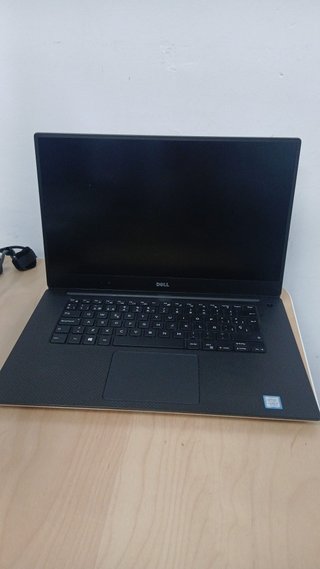 Portátil Dell i7 GTX 1050 4GB SSD 238GB