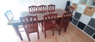 Mesa de comedor para 8 sillas de madera