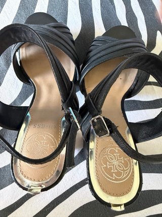 Sandalias GUESS originales talla 36 100% piel