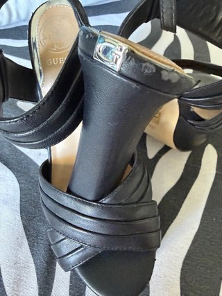 Sandalias GUESS originales talla 36 100% piel