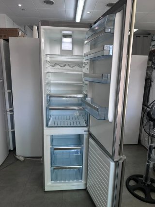 Nevera combi AEG con garantía transporte
