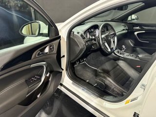 Opel Insignia  2.8 V6 Turbo OPC