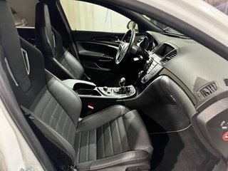 Opel Insignia  2.8 V6 Turbo OPC