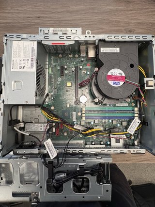 Ordenador sobremesa Lenovo ThinkCentre M70s