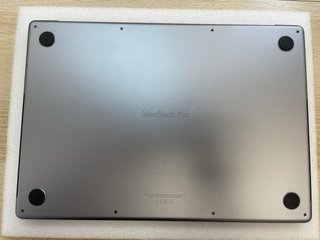 MacBook Pro 16” M1 Pro 16GB 512GB Gris Batería 84%